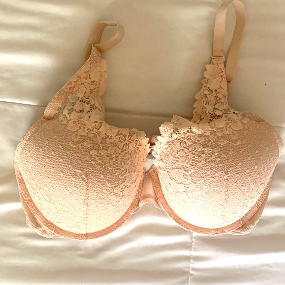 Lacy Plunge Push-up Bra in light pink/orange